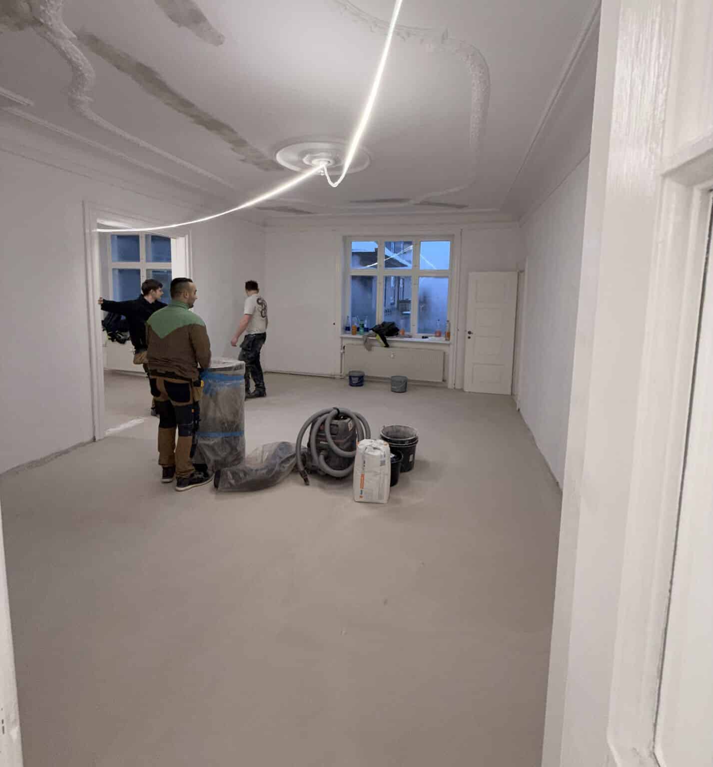 Floor Renovation: From 15 cm Level Difference to Perfect Foundation